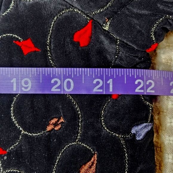 Cardinal Art Ole Wearable Art Black Embroidered Long Sleeve Button Front Jacket - Picture 9 of 11